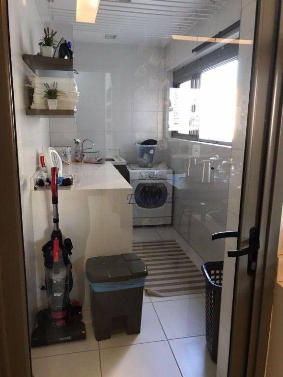 Apartamento à venda com 3 quartos, 145m² - Foto 13