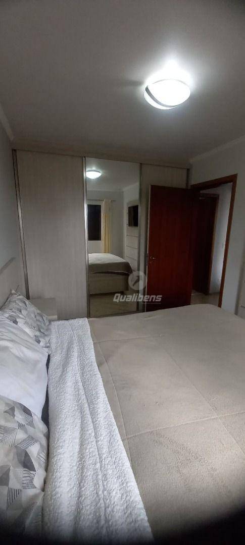 Apartamento à venda com 2 quartos, 70m² - Foto 13