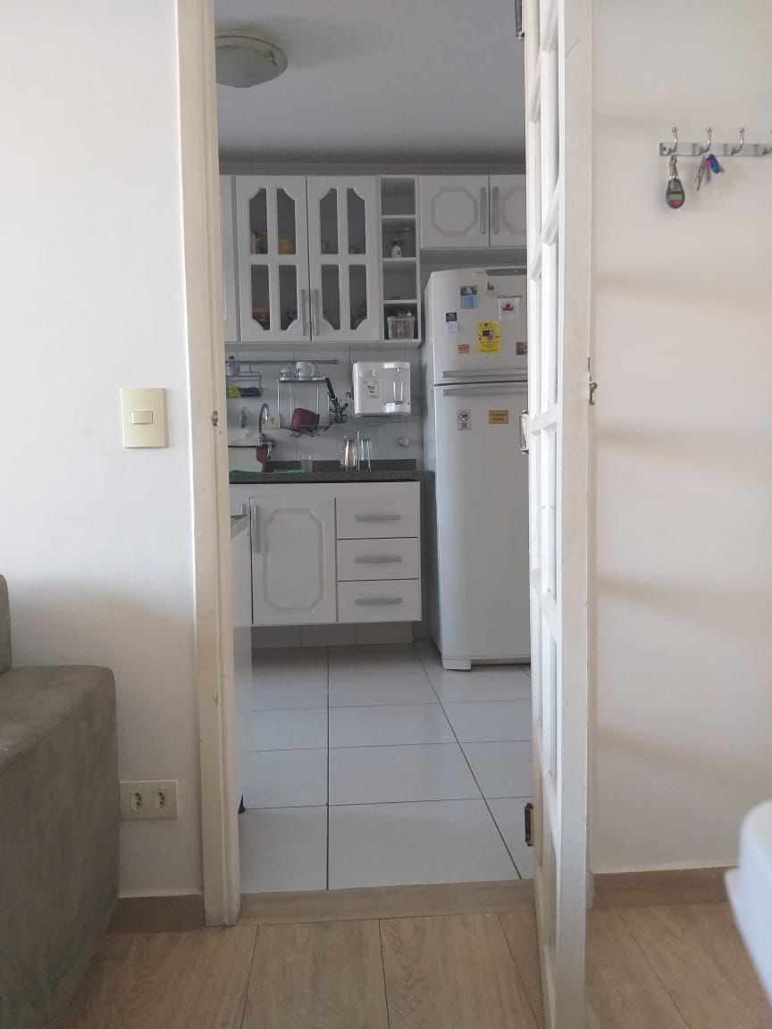 Apartamento à venda com 2 quartos, 70m² - Foto 13