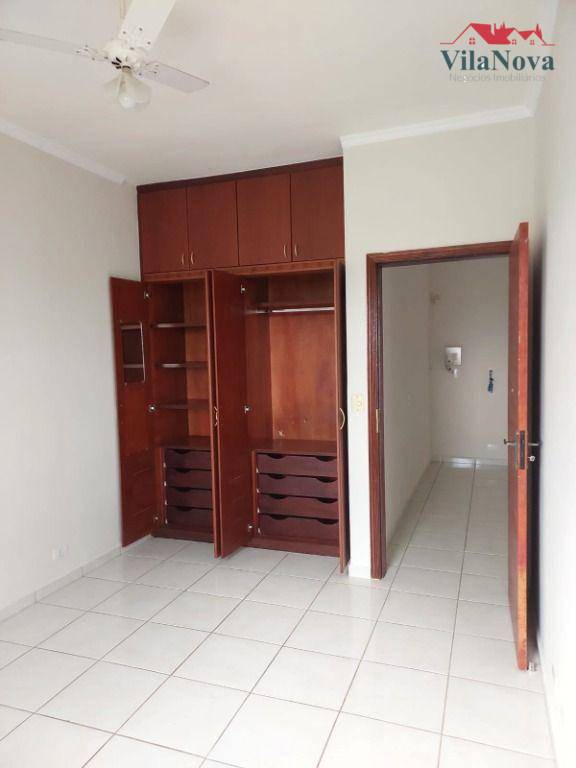 Casa à venda com 3 quartos, 213m² - Foto 11