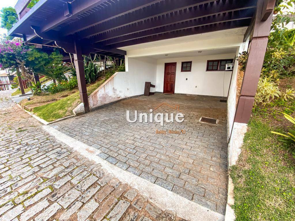 Casa de Condomínio à venda com 4 quartos, 150m² - Foto 3