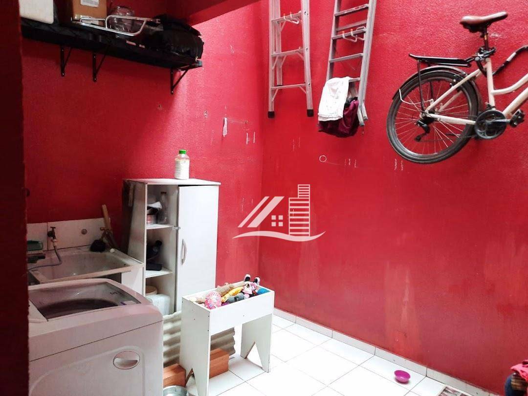 Sobrado à venda com 3 quartos, 80m² - Foto 14