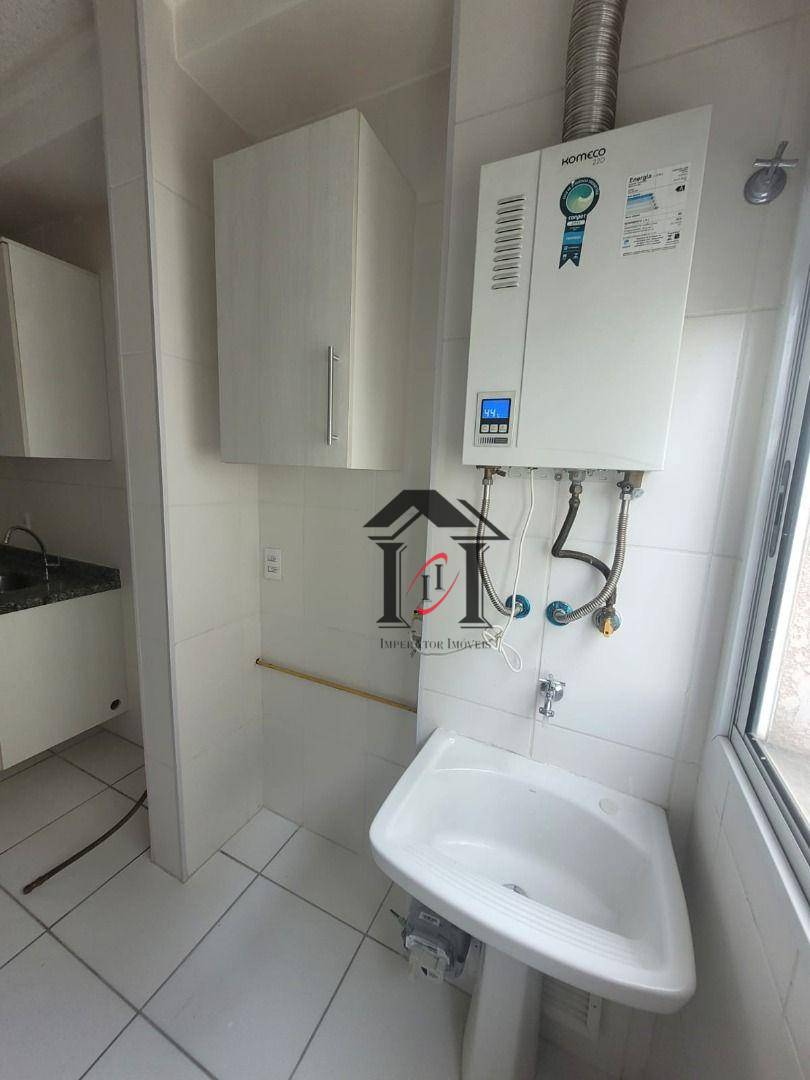 Apartamento para alugar com 3 quartos, 80m² - Foto 7