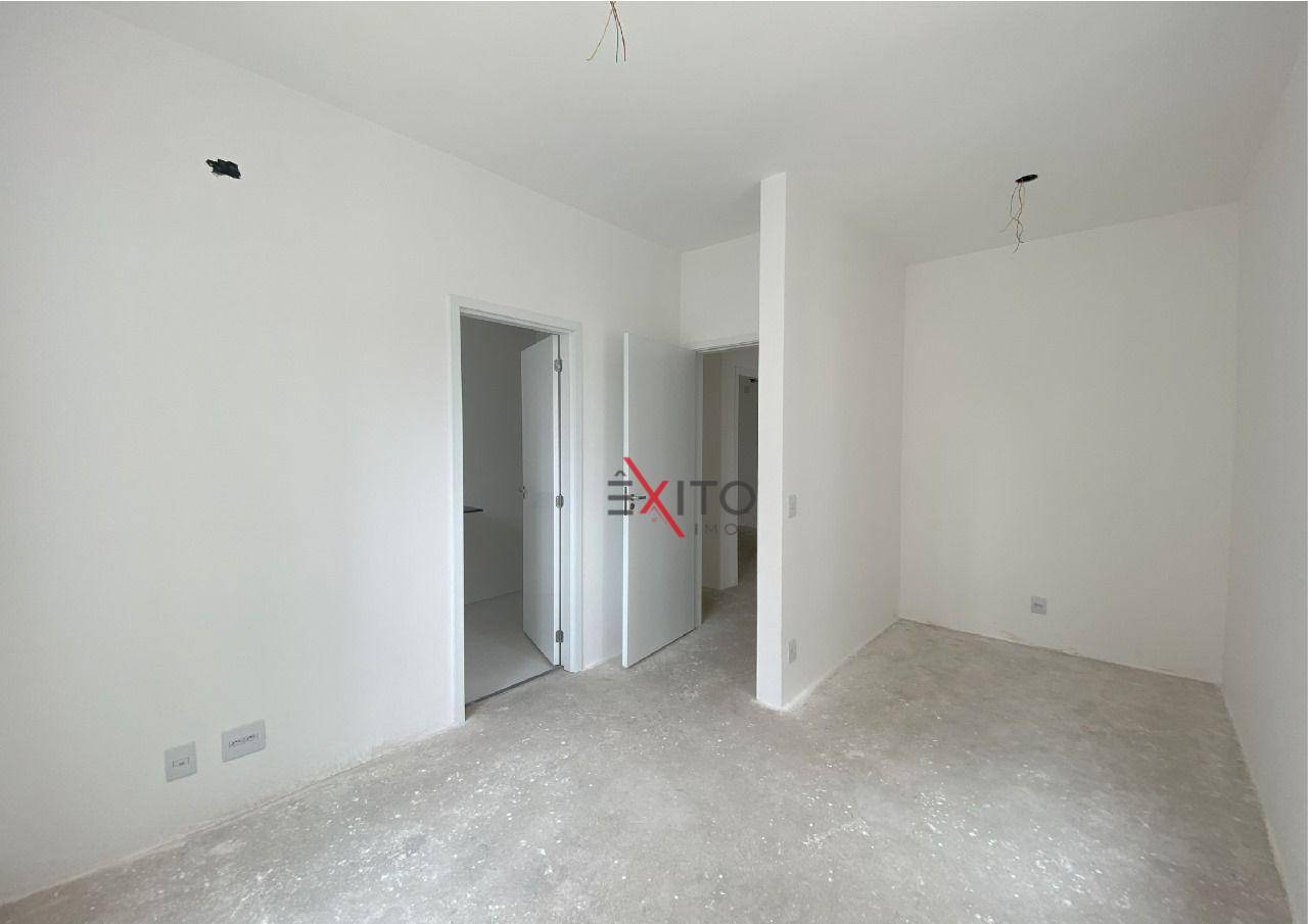 Apartamento à venda com 4 quartos, 160m² - Foto 17