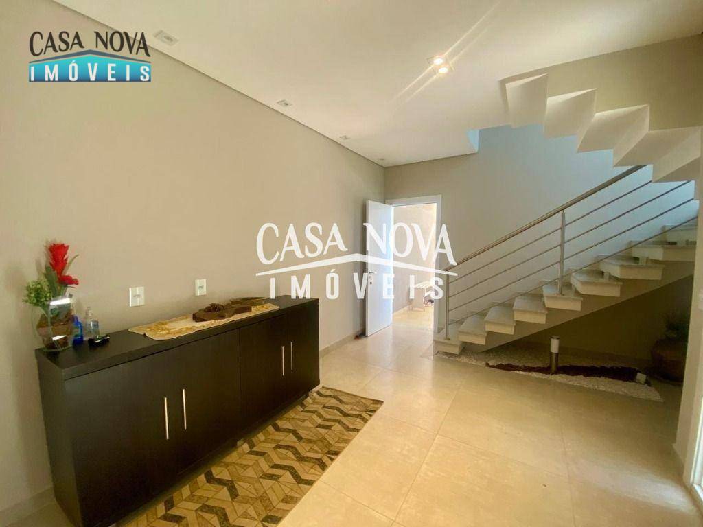 Casa de Condomínio à venda com 4 quartos, 440m² - Foto 4
