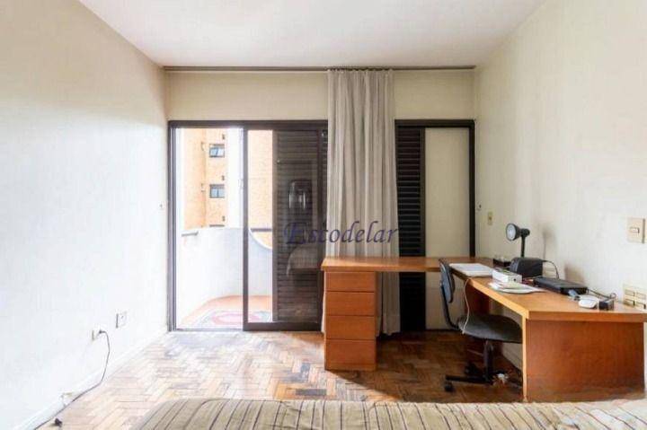 Apartamento à venda com 4 quartos, 246m² - Foto 7