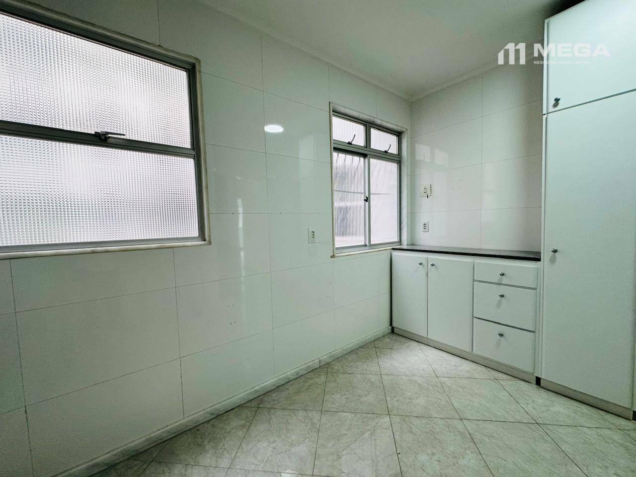 Apartamento à venda com 3 quartos, 130m² - Foto 20