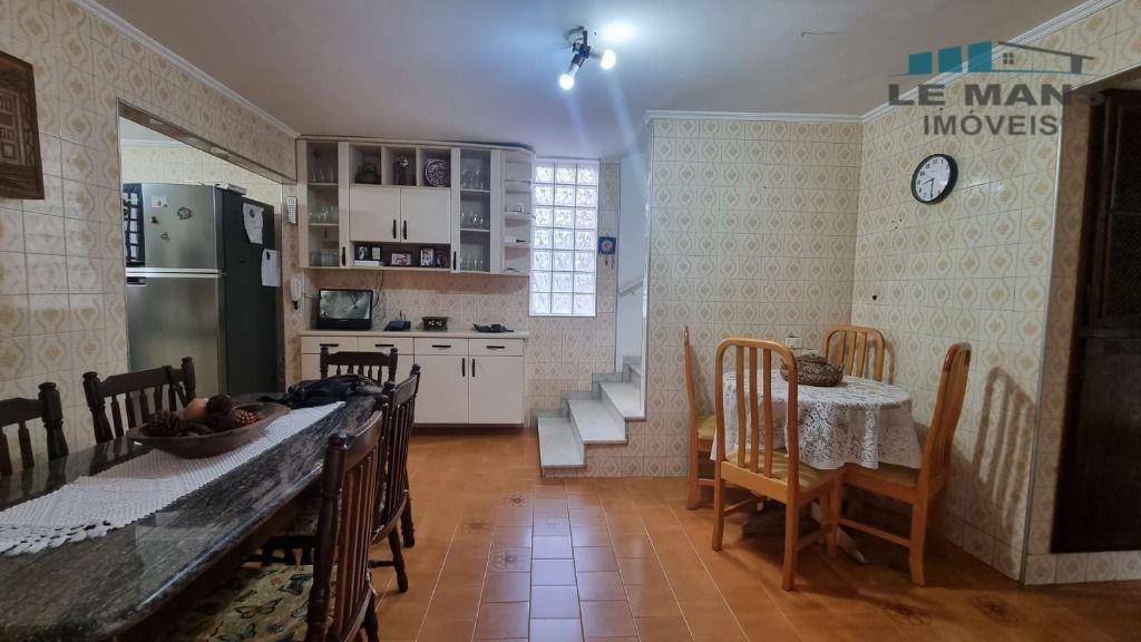 Casa à venda com 3 quartos, 203m² - Foto 14