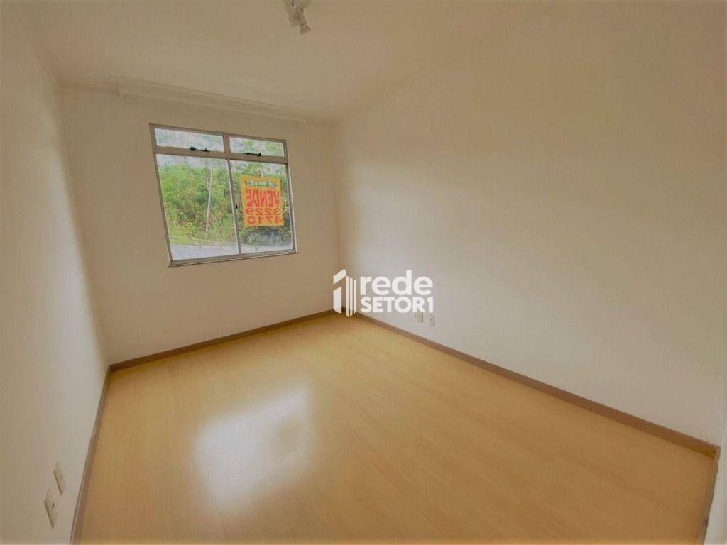 Apartamento à venda com 3 quartos, 120m² - Foto 4