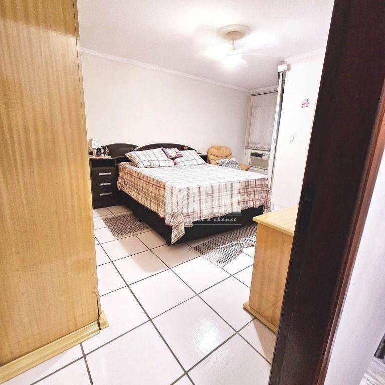 Sobrado à venda com 2 quartos, 202m² - Foto 5