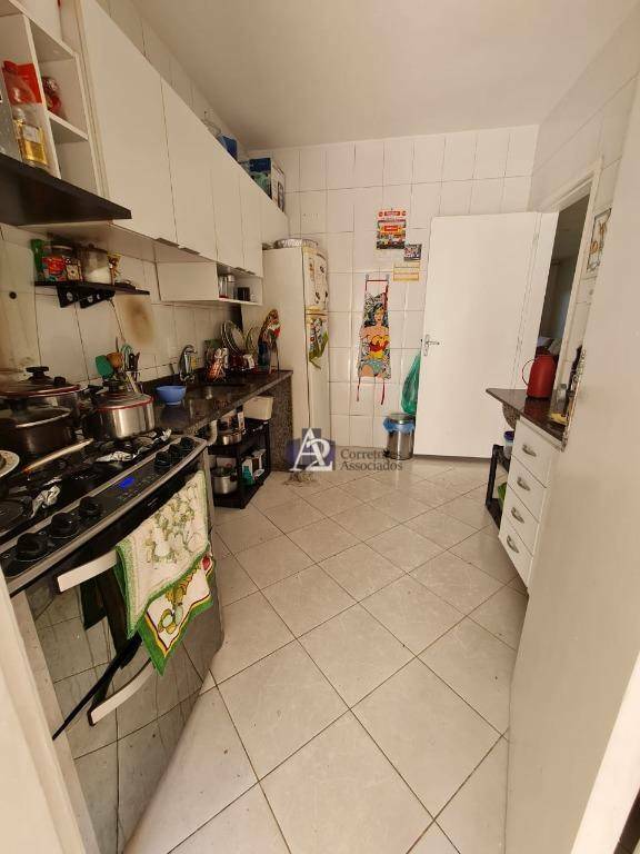 Casa à venda com 3 quartos, 215m² - Foto 23