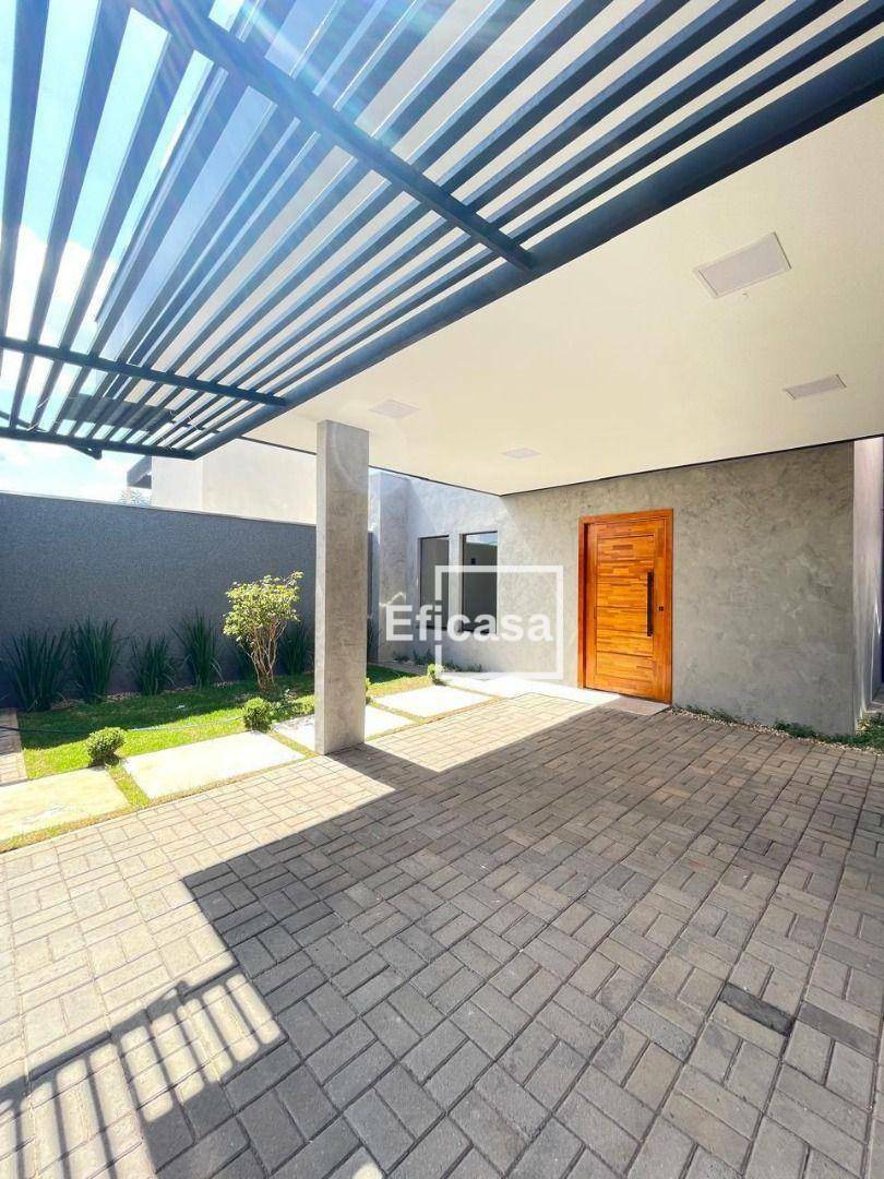 Casa à venda com 2 quartos, 107m² - Foto 1