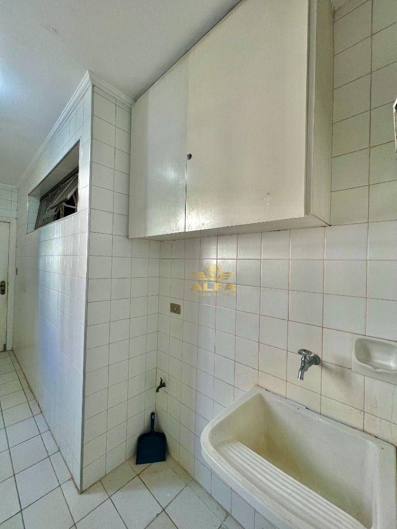 Apartamento à venda com 3 quartos, 200m² - Foto 37