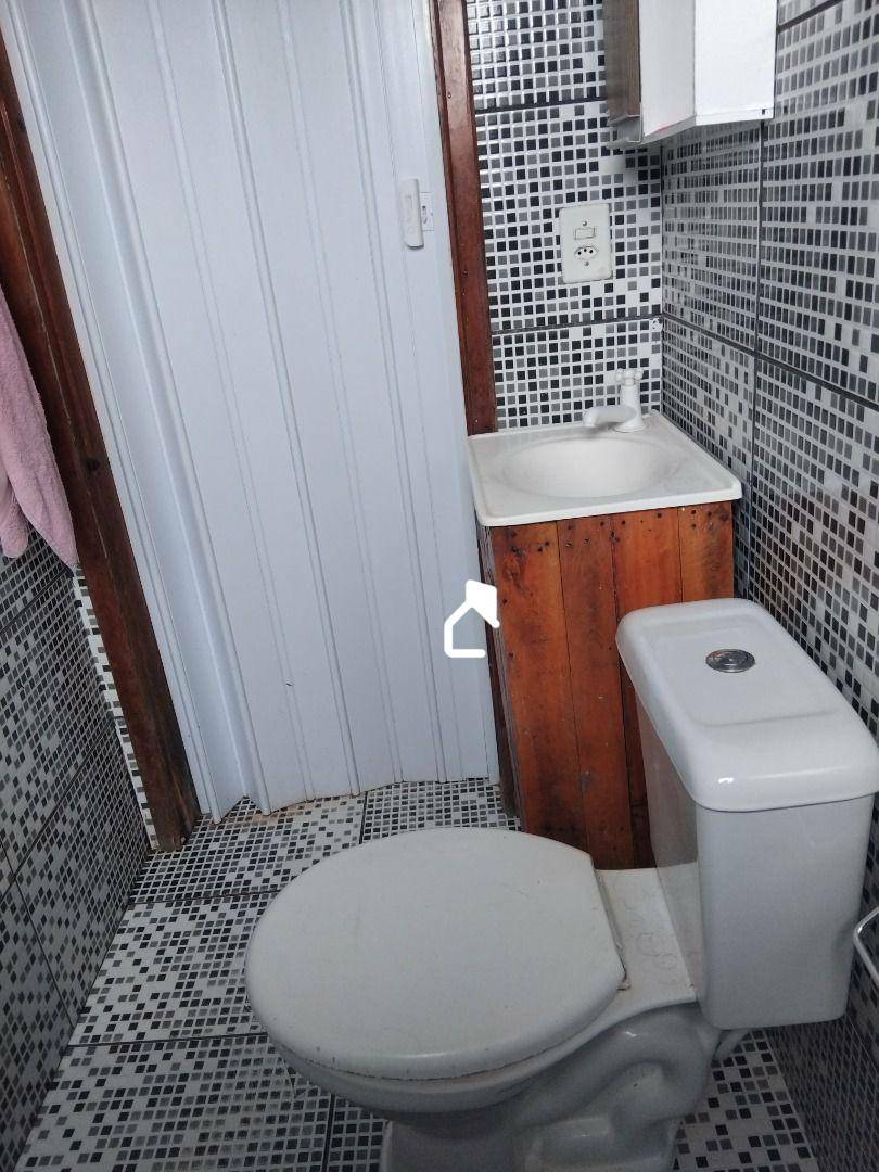 Casa à venda com 2 quartos, 50m² - Foto 9
