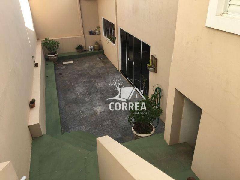 Casa à venda com 3 quartos, 300m² - Foto 15