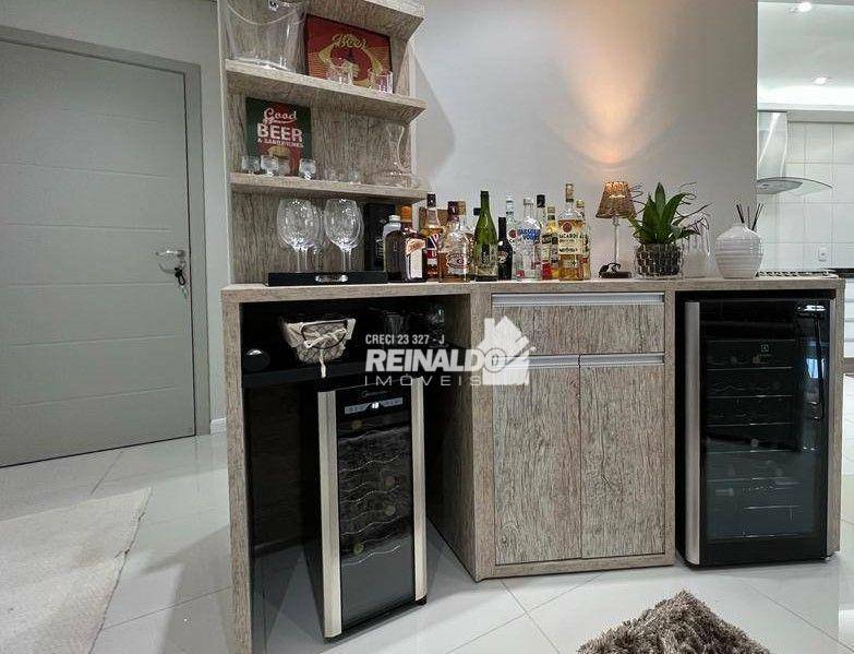 Apartamento à venda com 3 quartos, 120m² - Foto 2