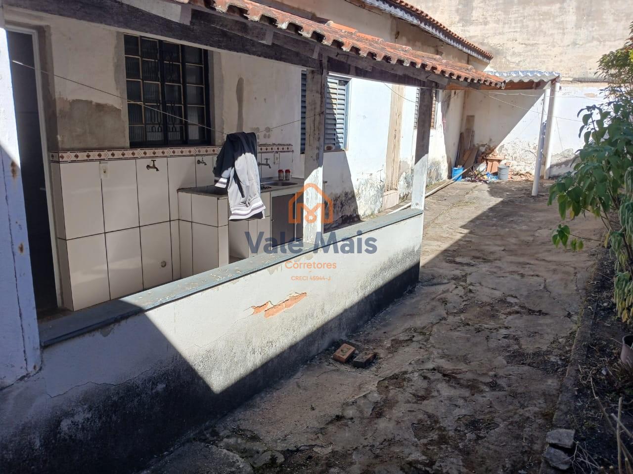 Casa à venda com 2 quartos, 156m² - Foto 14