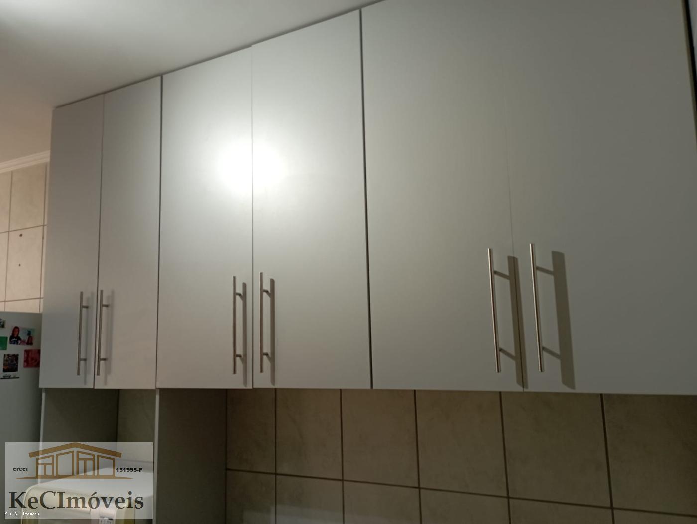 Apartamento à venda com 2 quartos, 72m² - Foto 13