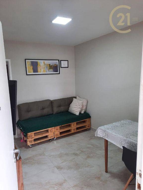 Apartamento à venda com 2 quartos, 43m² - Foto 3