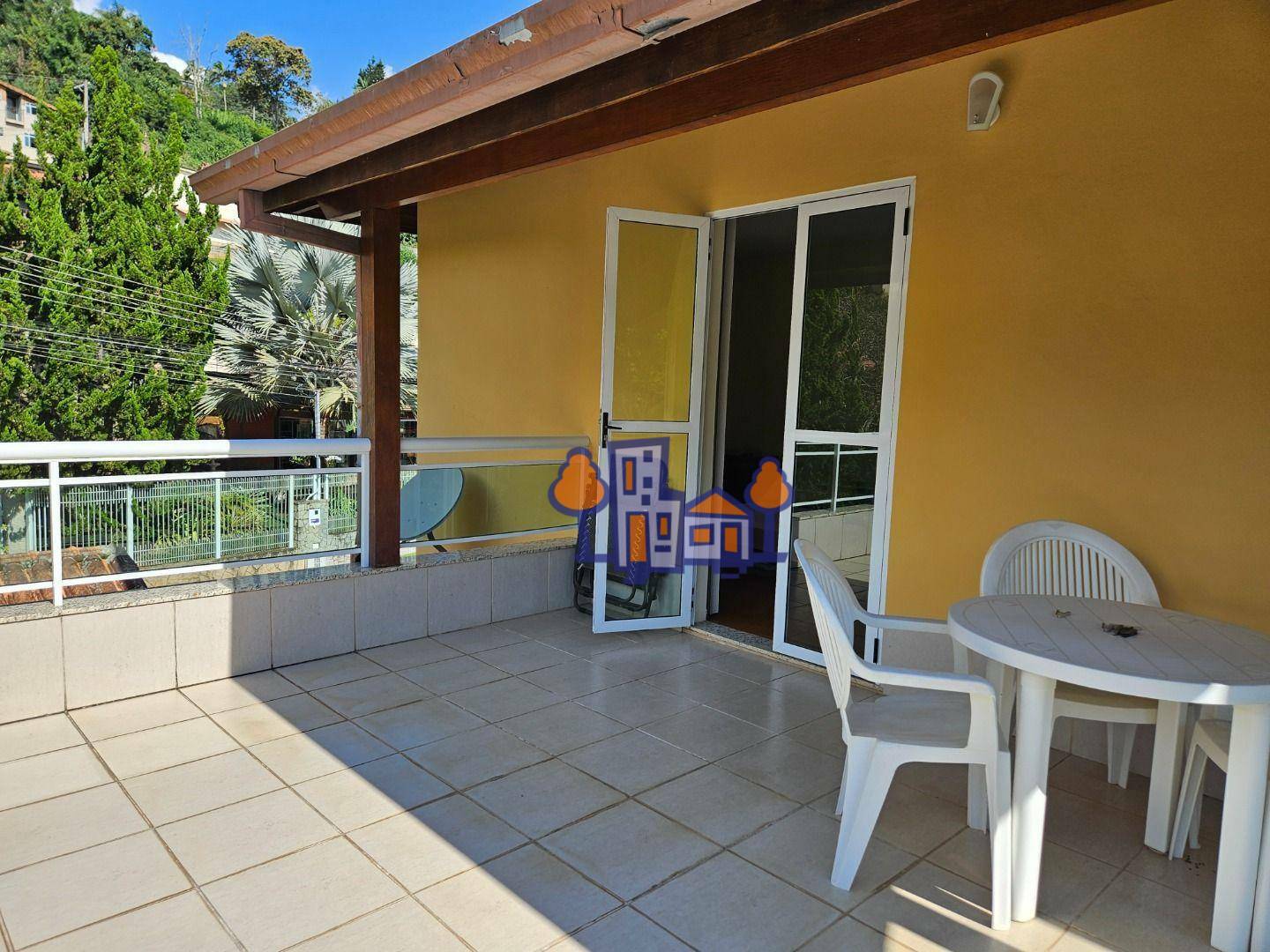 Casa à venda com 5 quartos, 326m² - Foto 36