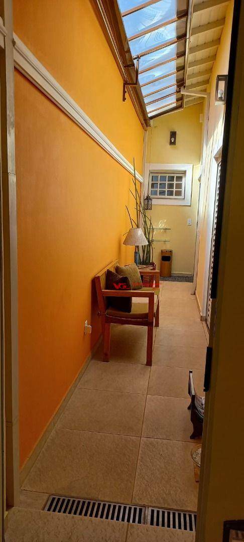 Casa à venda com 3 quartos, 100m² - Foto 13