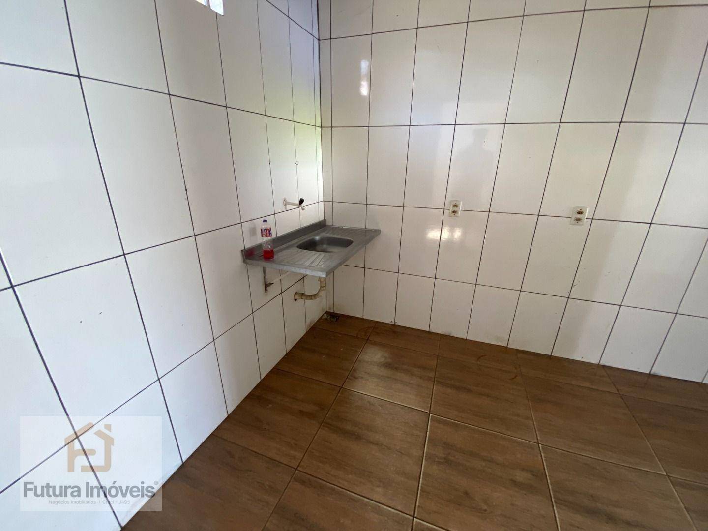 Casa para alugar com 2 quartos, 65m² - Foto 7