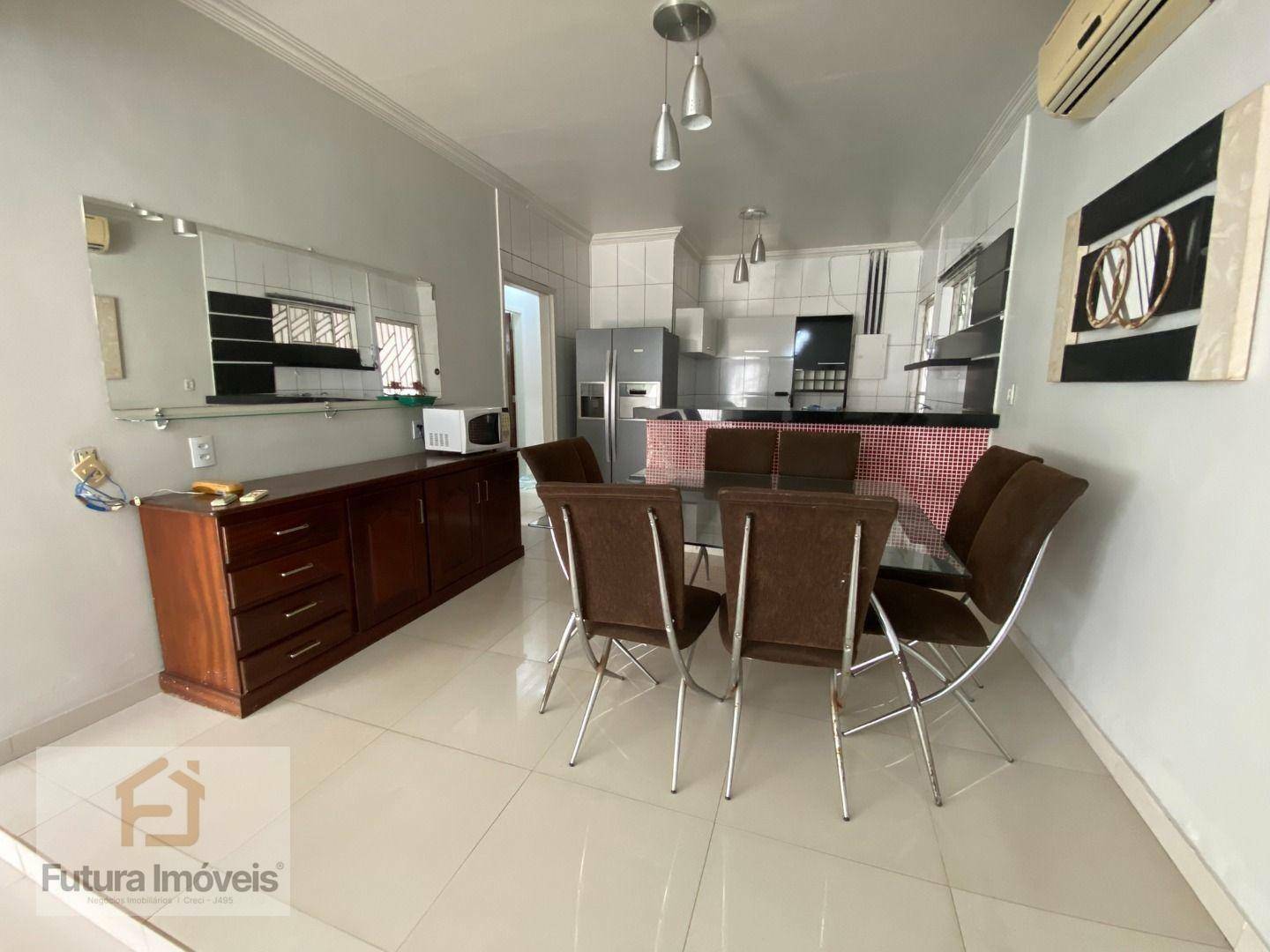 Casa para alugar com 4 quartos, 170m² - Foto 18