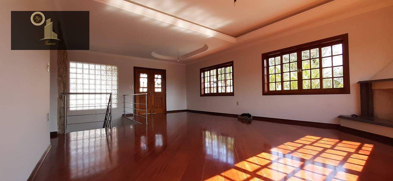 Casa de Condomínio à venda com 3 quartos, 319m² - Foto 2