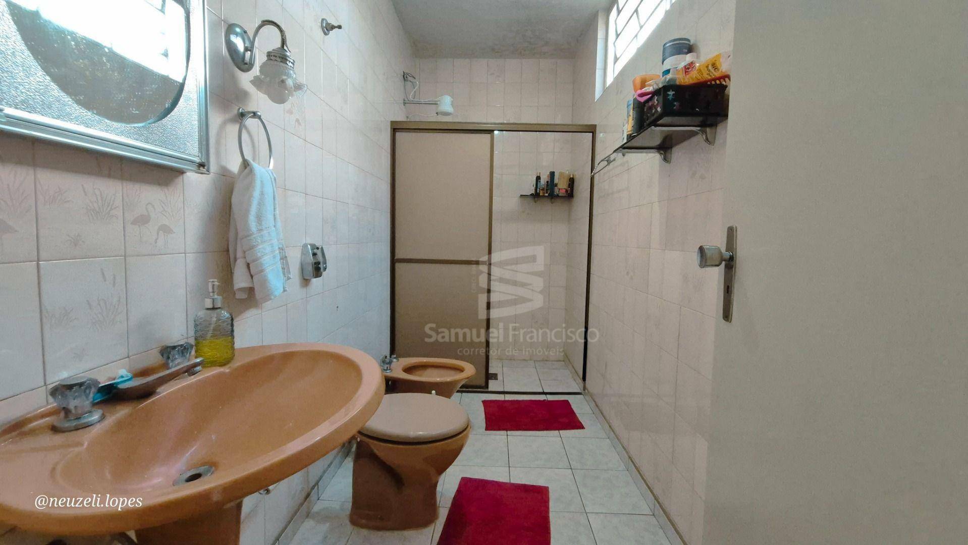 Casa à venda com 3 quartos, 200m² - Foto 16