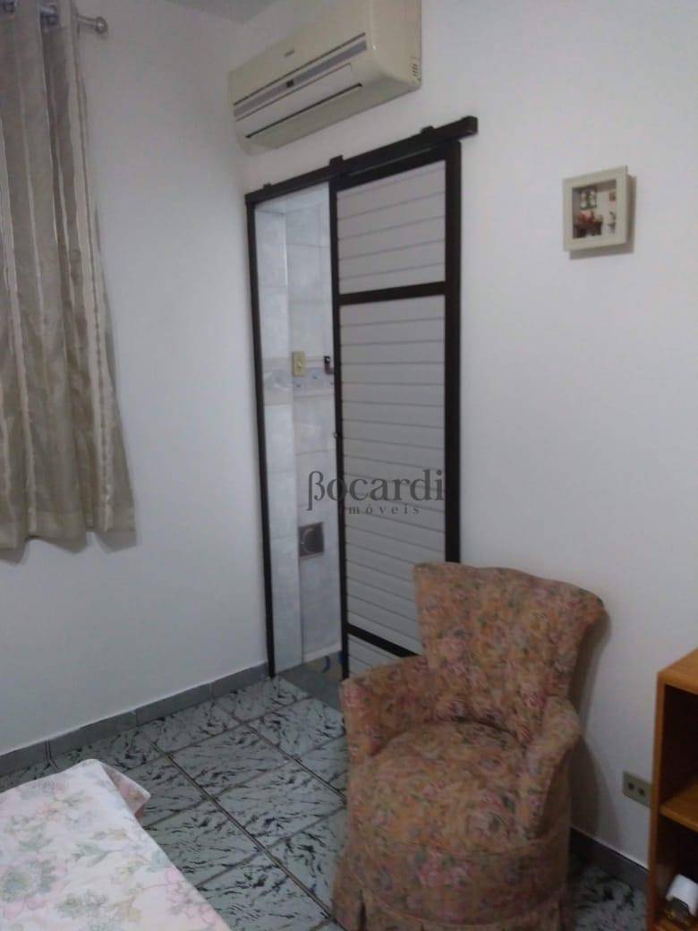 Apartamento à venda com 2 quartos, 70m² - Foto 16