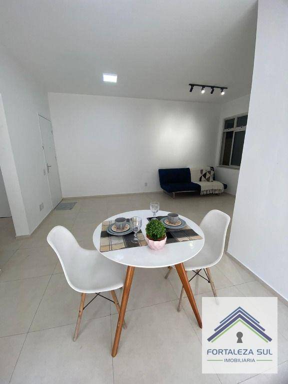 Apartamento à venda com 3 quartos, 140m² - Foto 5