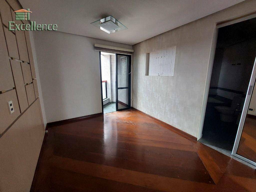 Apartamento à venda com 3 quartos, 165m² - Foto 15