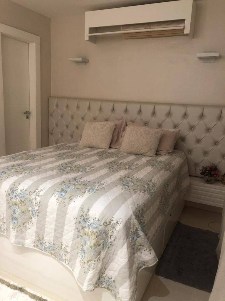 Apartamento à venda com 3 quartos, 137m² - Foto 3