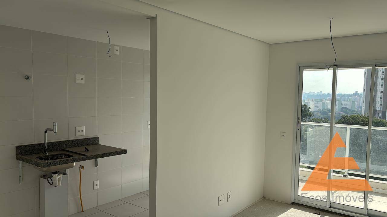 Apartamento à venda com 3 quartos, 65m² - Foto 2