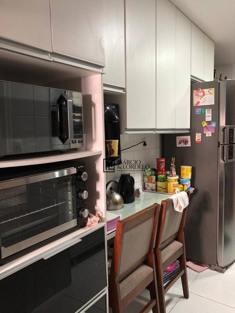 Apartamento à venda com 3 quartos, 91m² - Foto 3