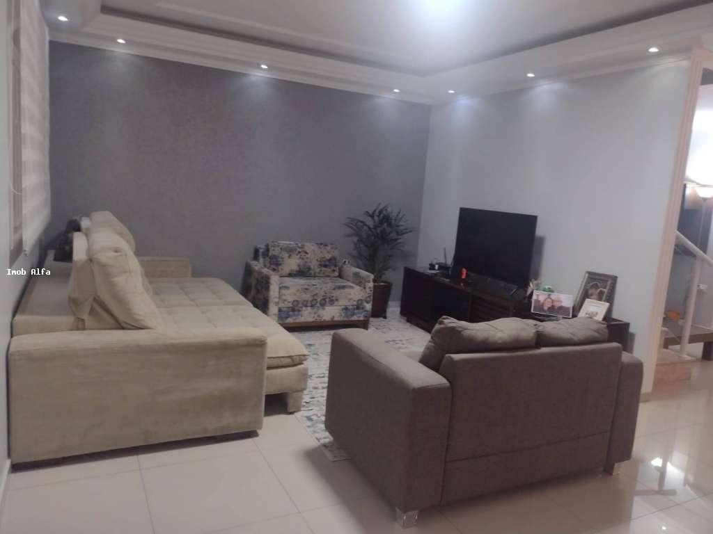 Sobrado à venda com 3 quartos, 298m² - Foto 4