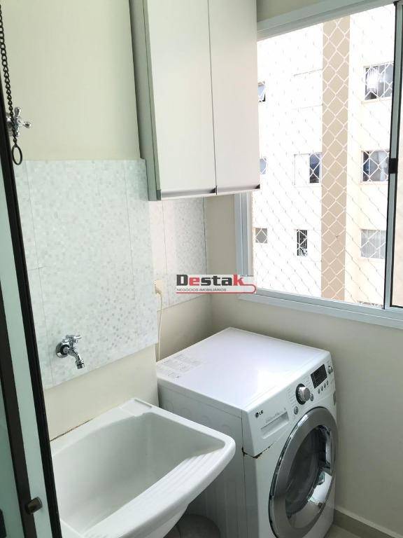 Apartamento à venda com 3 quartos, 64m² - Foto 8