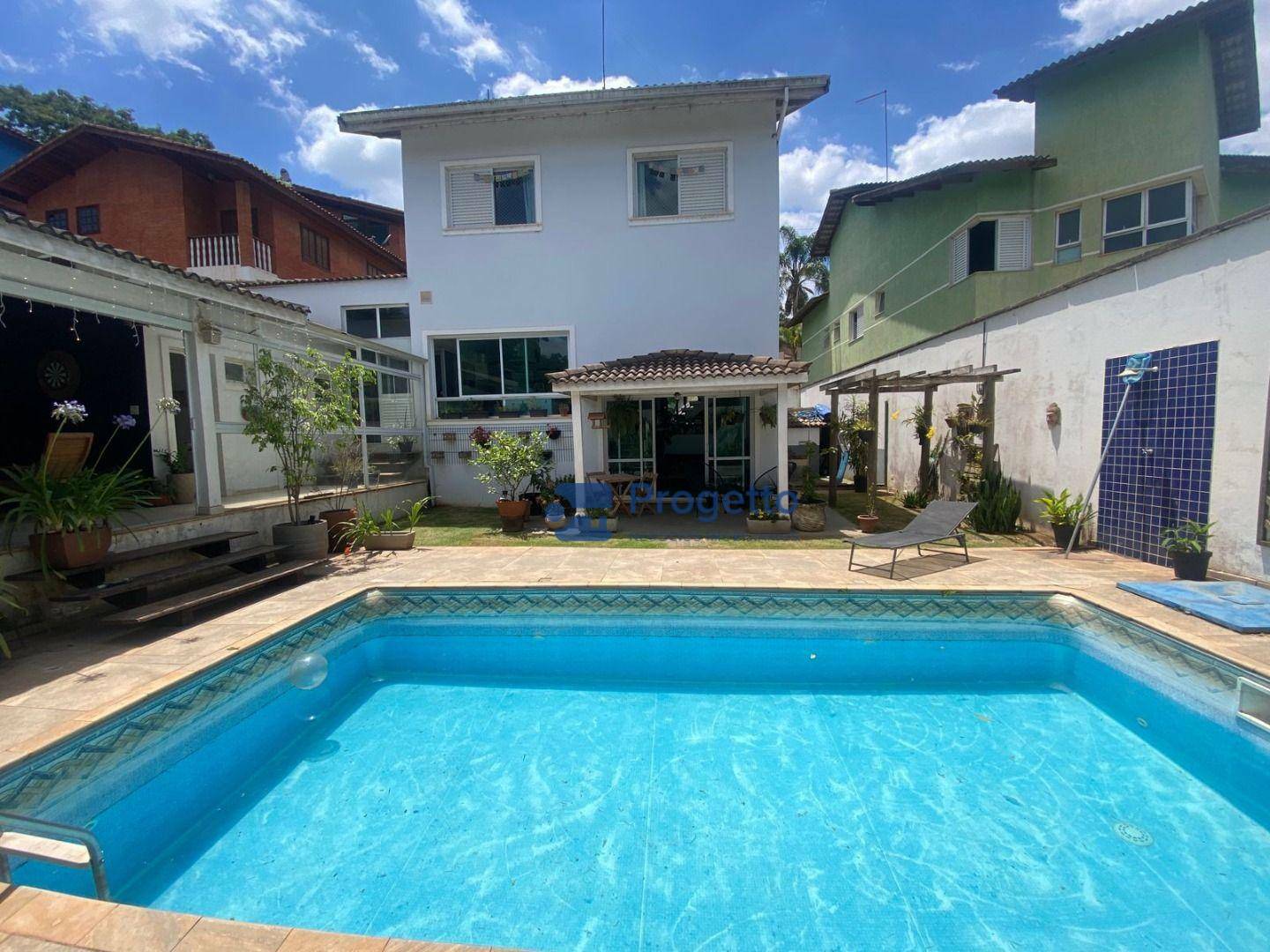 Casa de Condomínio à venda e aluguel com 3 quartos, 225m² - Foto 2