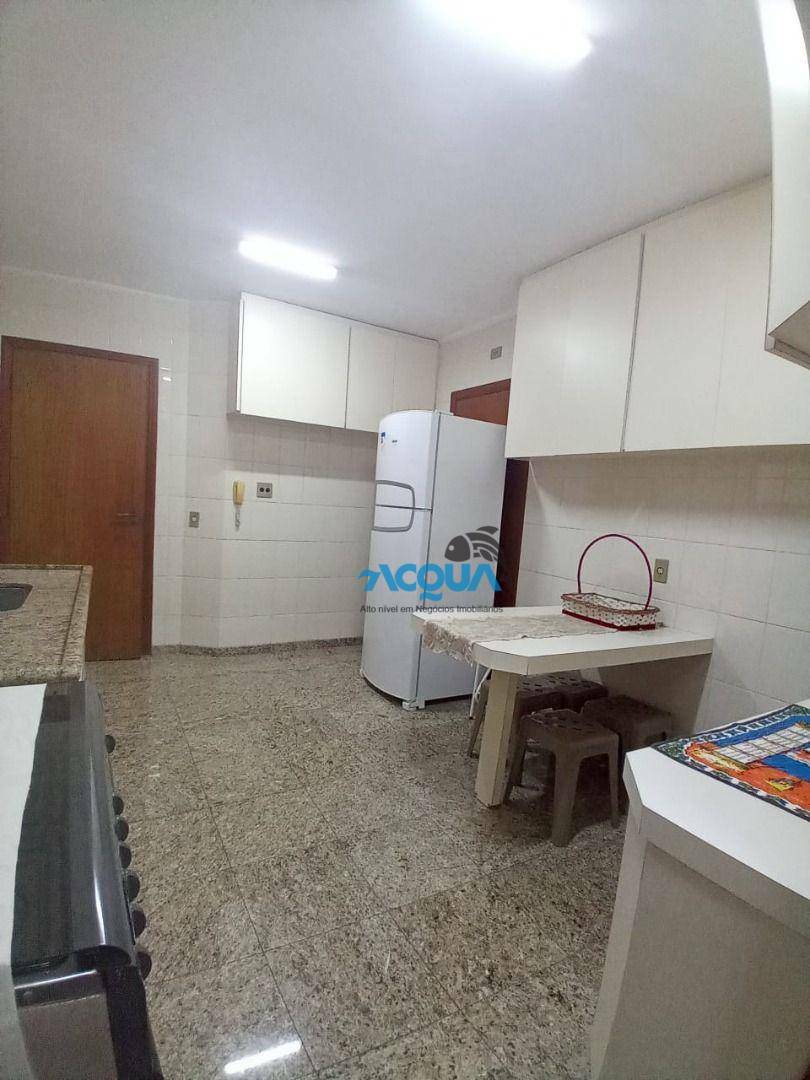 Apartamento à venda com 3 quartos, 170m² - Foto 5