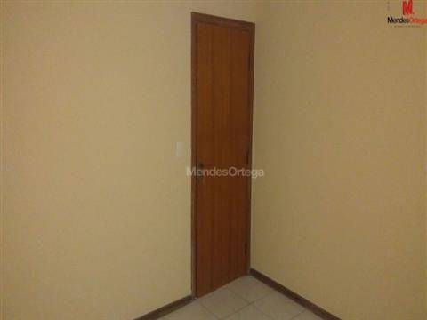 Apartamento para alugar com 2 quartos, 72m² - Foto 9