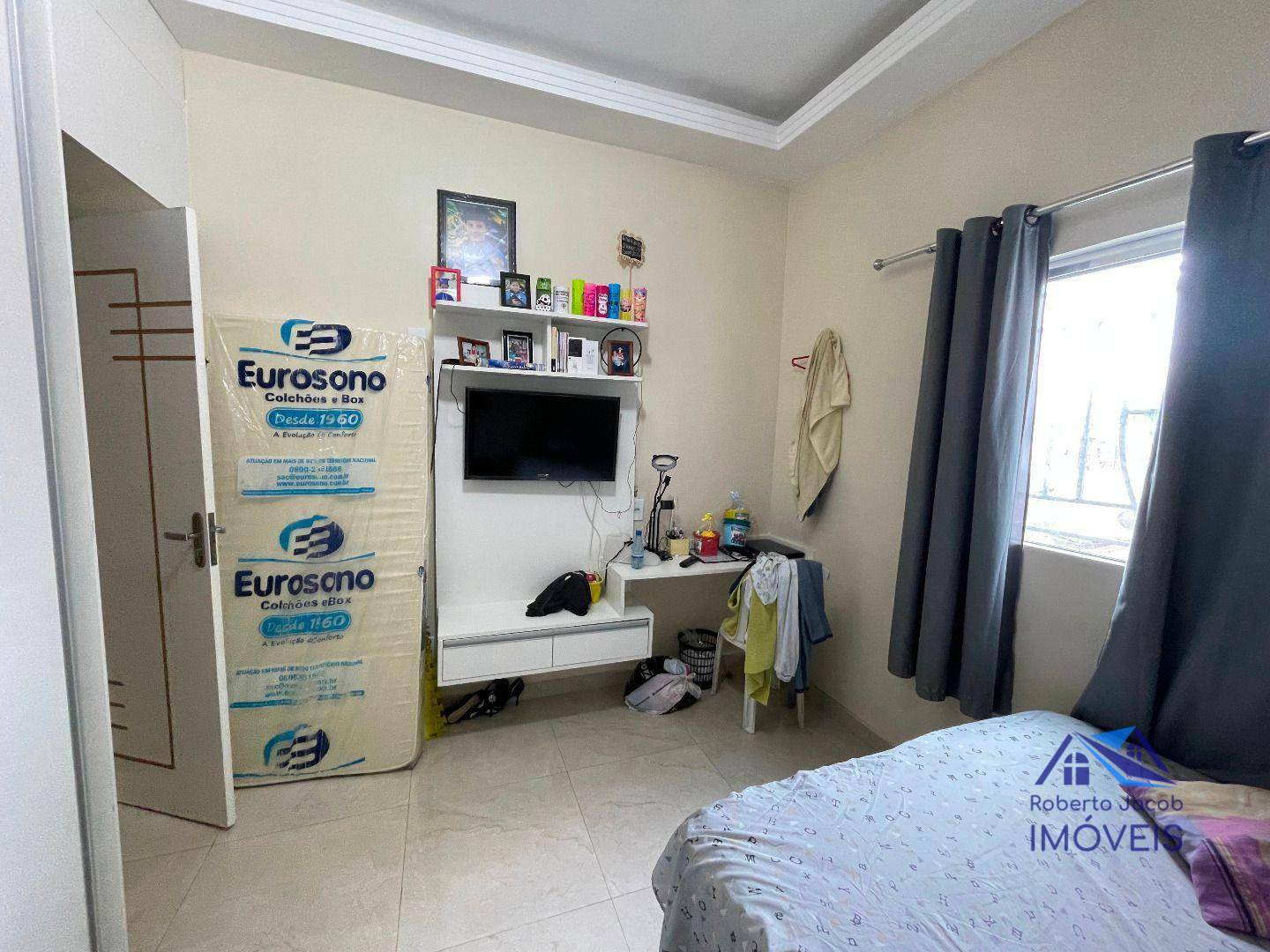 Casa à venda com 2 quartos, 200m² - Foto 6