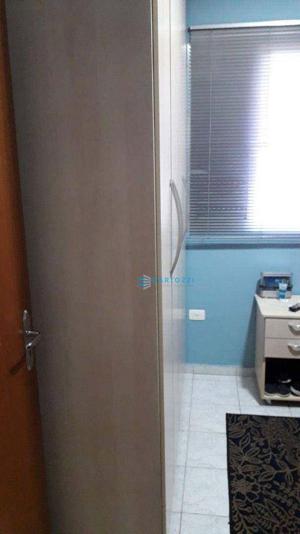 Casa à venda com 3 quartos, 198m² - Foto 12