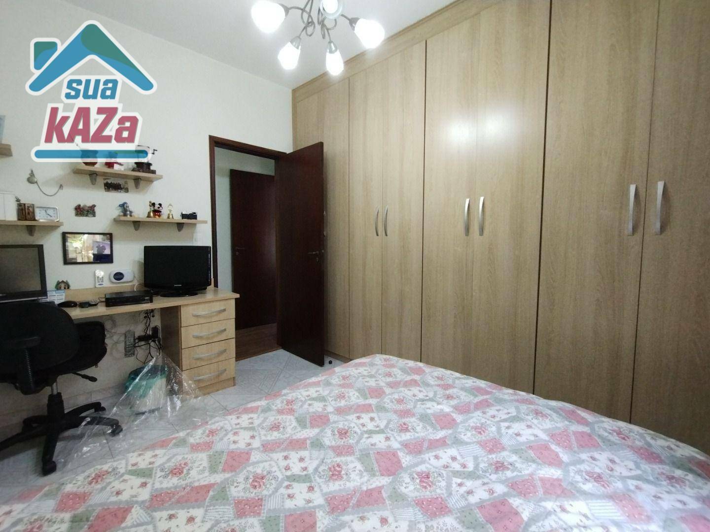 Casa à venda com 3 quartos, 161m² - Foto 11