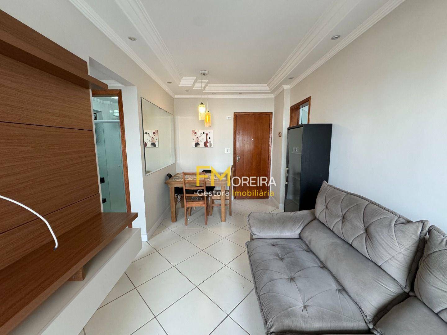 Apartamento à venda com 2 quartos, 66m² - Foto 4