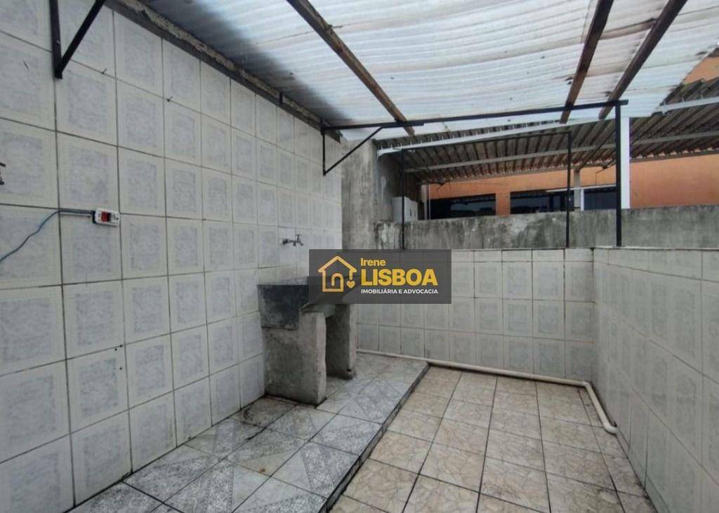 Casa à venda com 6 quartos, 250m² - Foto 13