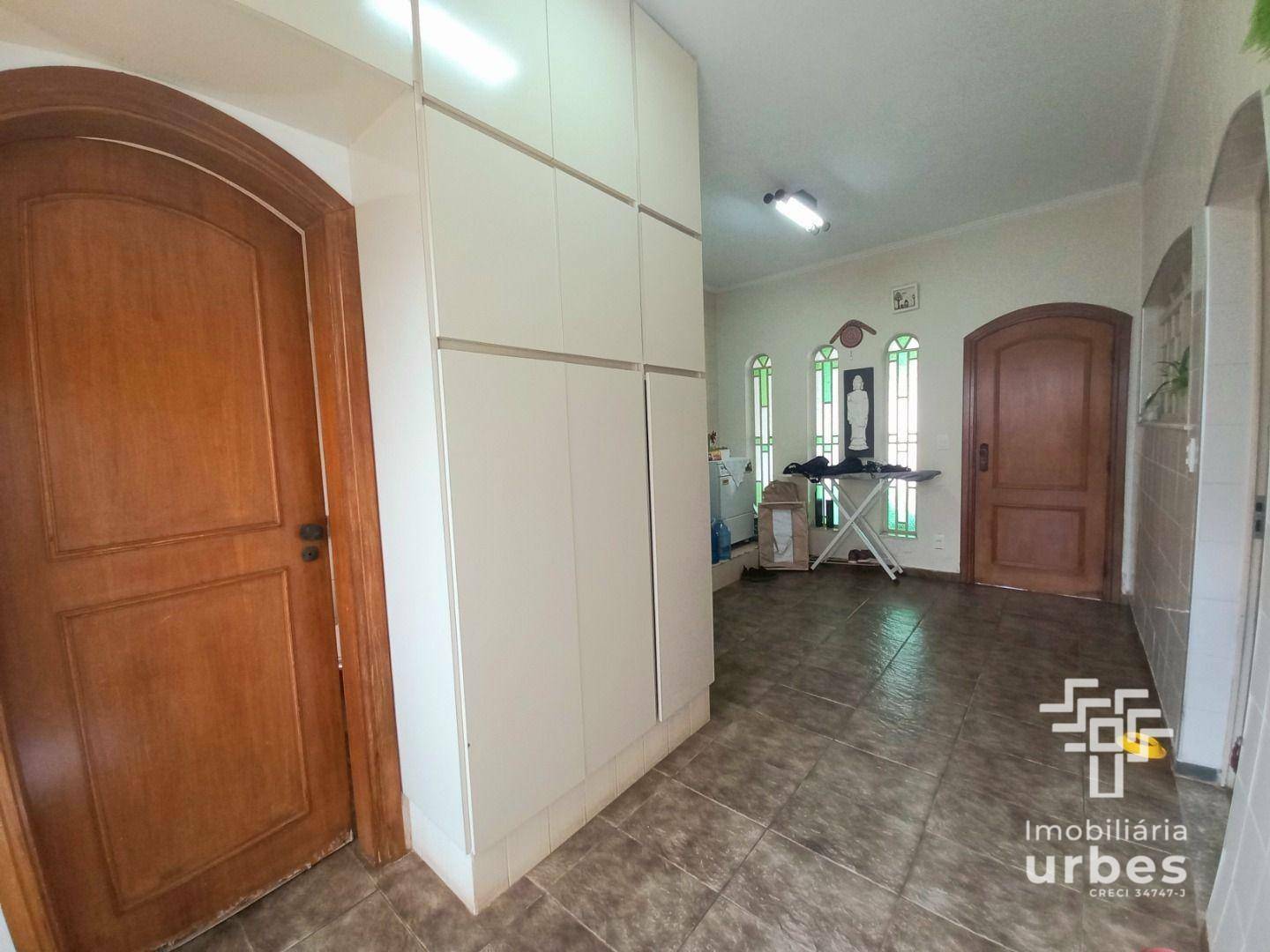 Casa à venda com 3 quartos, 267m² - Foto 22