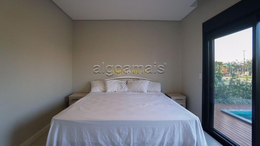 Casa de Condomínio à venda com 4 quartos, 190m² - Foto 24