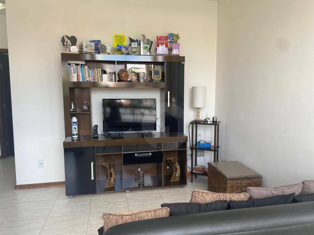 Apartamento à venda com 3 quartos, 156m² - Foto 25