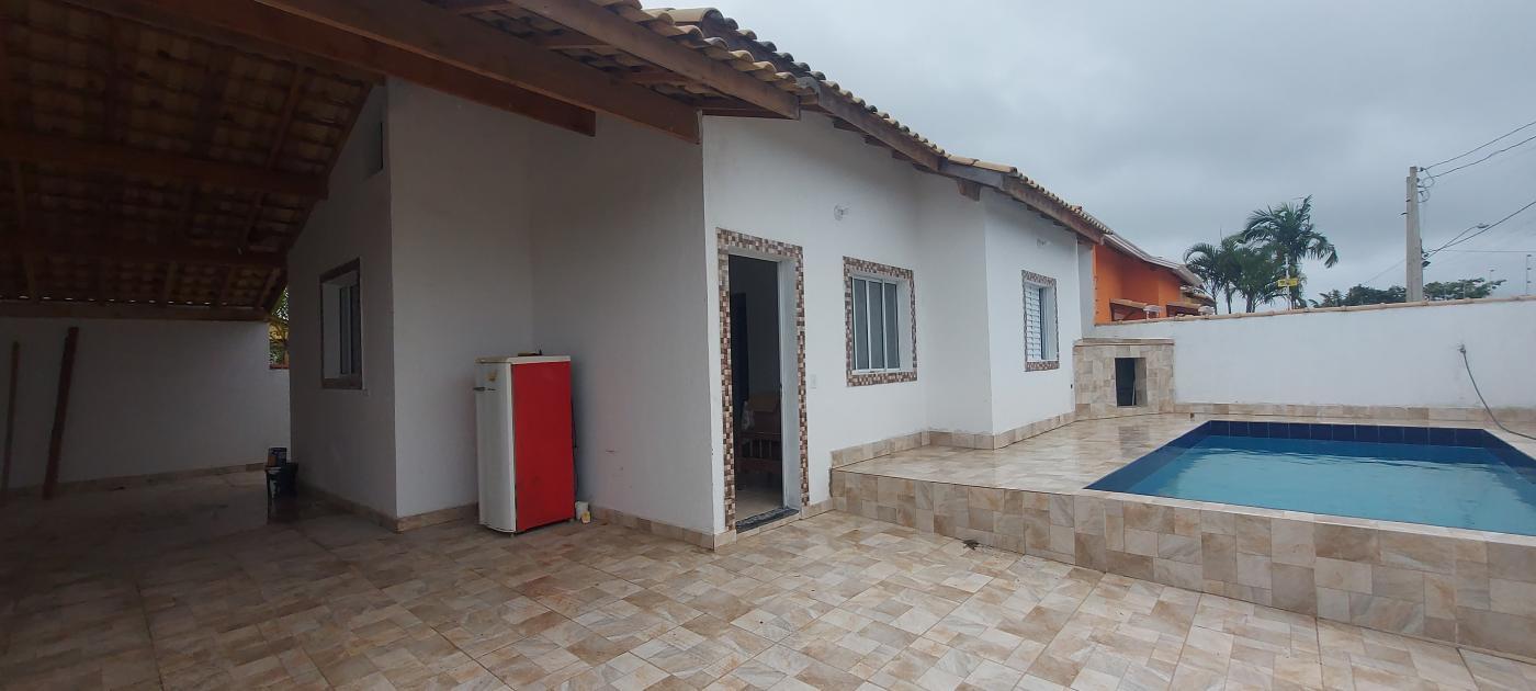 Casa à venda com 2 quartos, 160m² - Foto 1