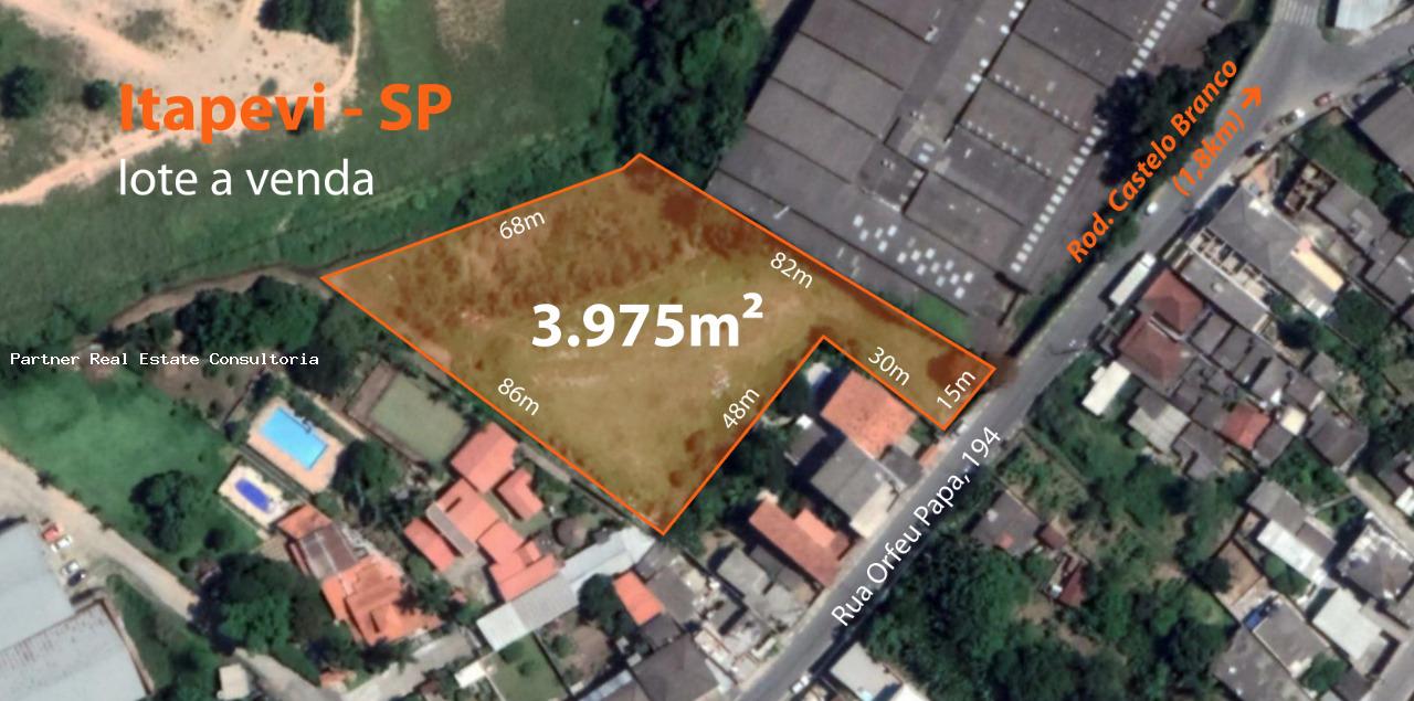 Terreno à venda com 1 quarto, 3975m² - Foto 1